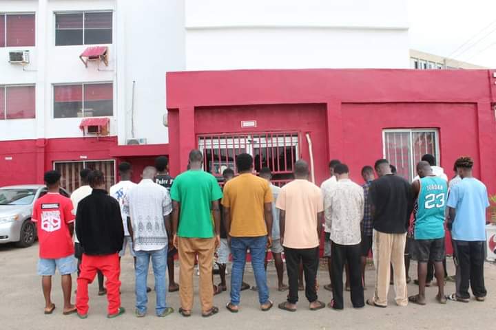 EFCC Nets 22 Suspected Internet Scammers in Benin City Raid [Photos]