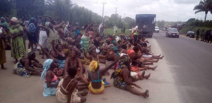 Ondo Community Women Strip Down to Protest Incessant Kidnappings, Killings By Armed Herdsmen