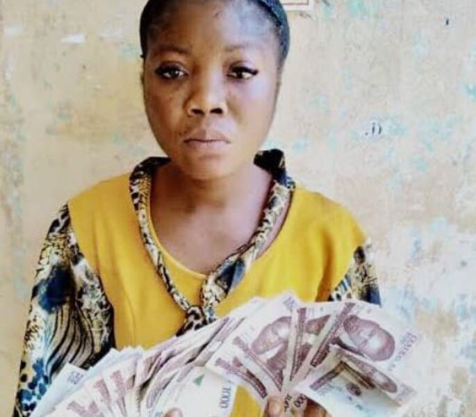 Woman Arrested by Amotekun for Purchasing Food with Fake Naira Notes in Osun